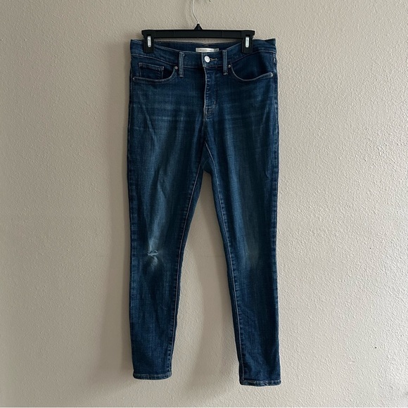 Levi’s 311 Shaping Skinny Jeans - Picture 1 of 7
